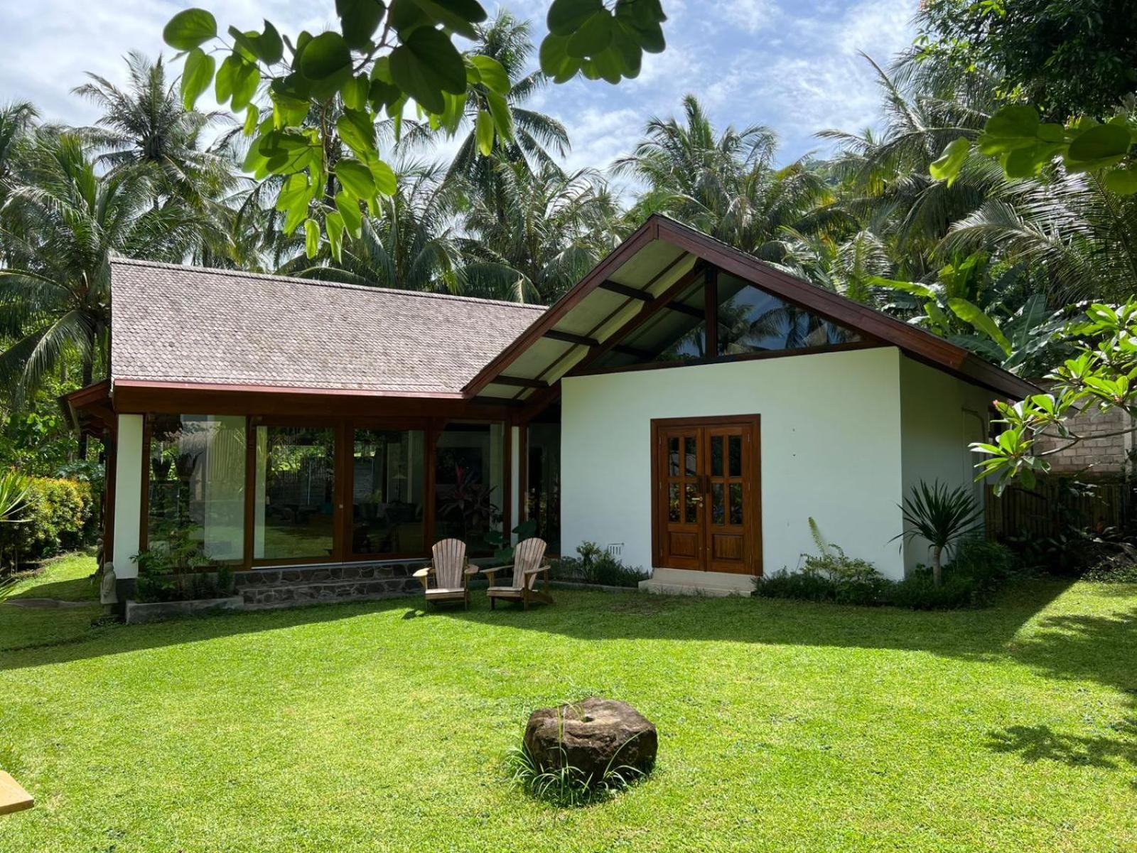 Lendang Luar Villa Senggigi Exteriör bild